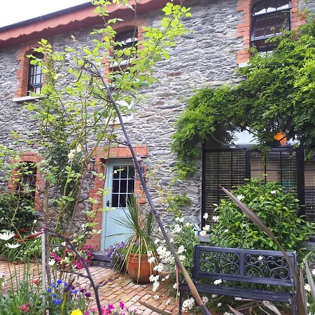 The Coach House At The Priory * Killarney