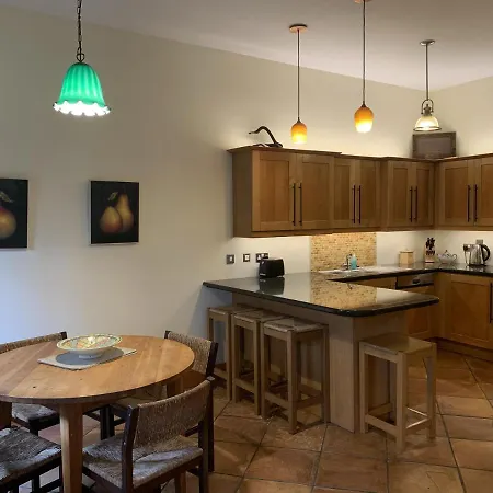 The Coach House At The Priory *