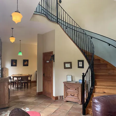 Holiday home The Coach House At The Priory *