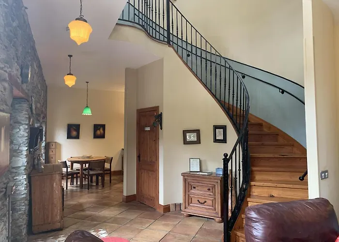 Дом отдыха The Coach House At The Priory *