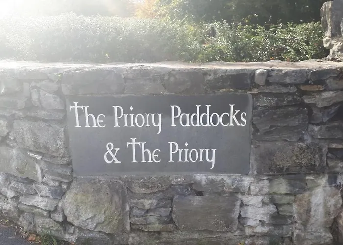 The Coach House At The Priory Дом отдыха *